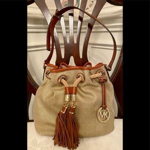 Like New Michael Kors Marina Bucket Gold Bag